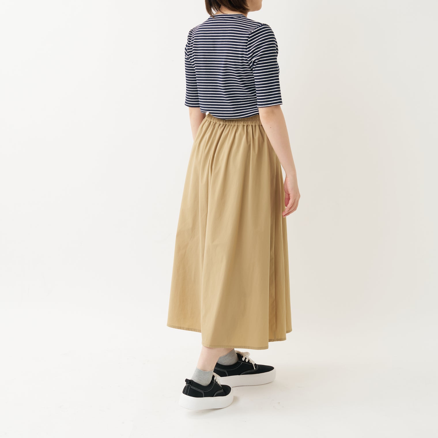 "QurioS" Aラインスカート ベージュ 刺繍 軽い ウエストゴム - QurioStore QurioS