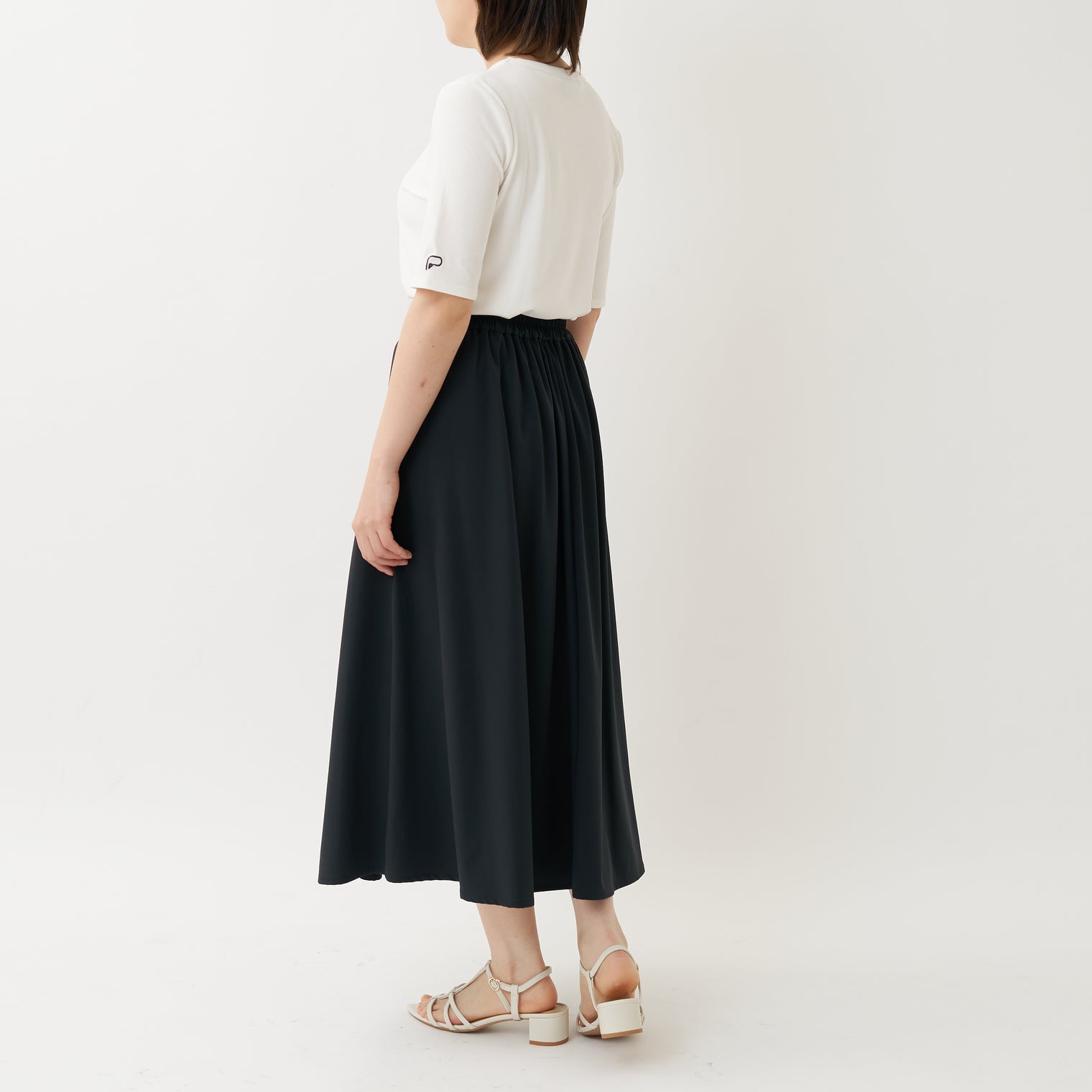 "QurioS" Aラインスカート ネイビー ブラック 刺繍 軽い ウエストゴム - QurioStore QurioS