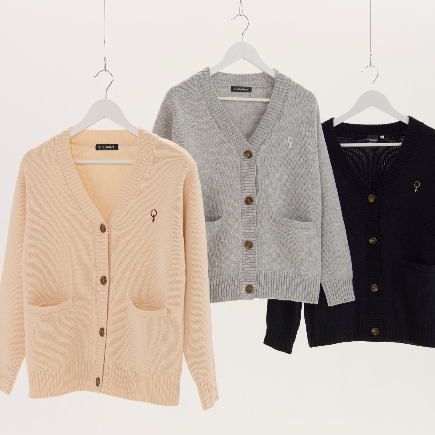 "Q.K." カーディガン アイボリー グレー ネイビー ブラック 刺繍 シンプル ポケット 秋冬 メンズ レディース 制服 通勤 オフィス - QurioStore QurioS