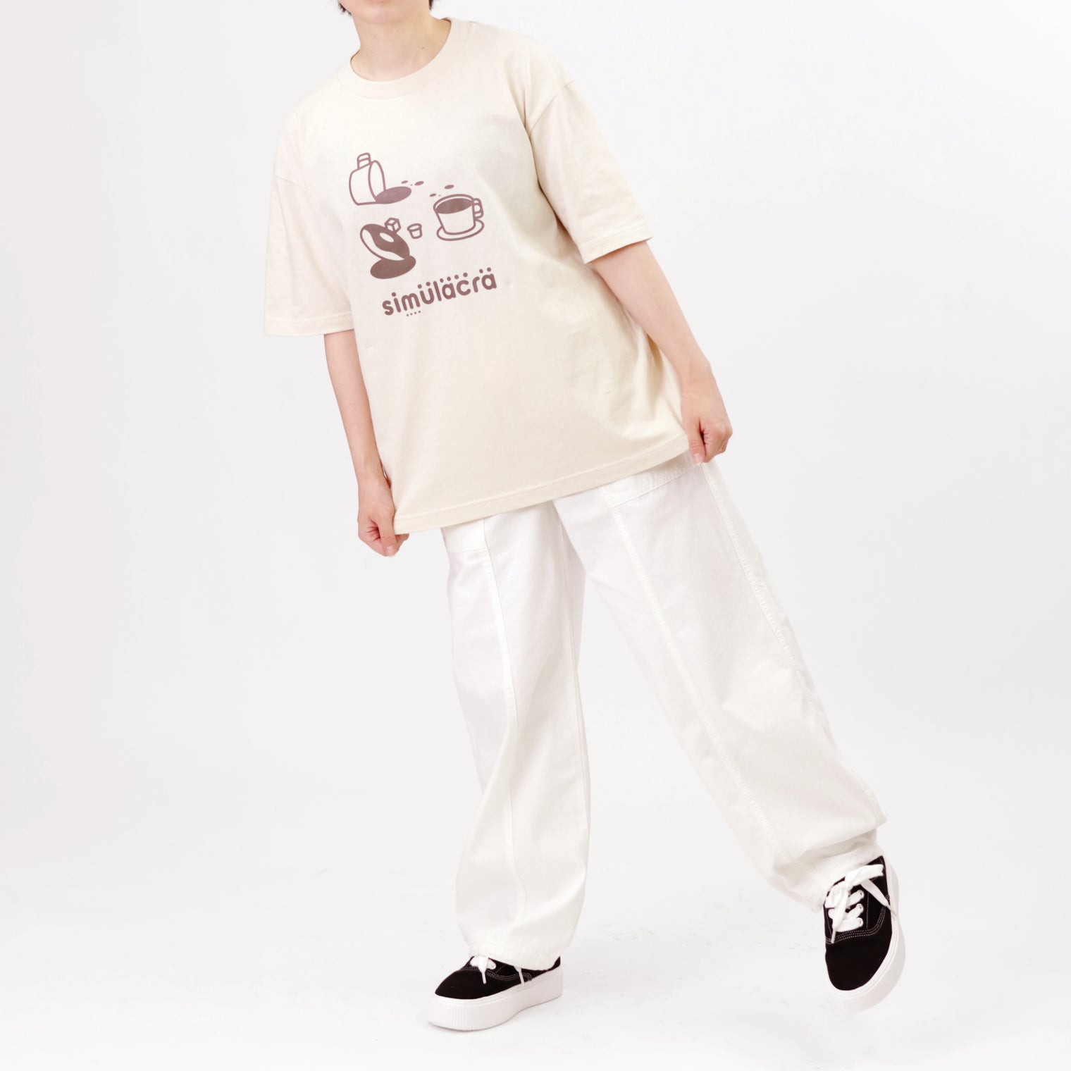 How many faces?" シミュラクラ現象Tシャツ ライトベージュ 心理学 認知科学 マグカップ ドーナツ レディース メンズ 人気 おしゃれ 20代 30代 - QurioStore QurioS