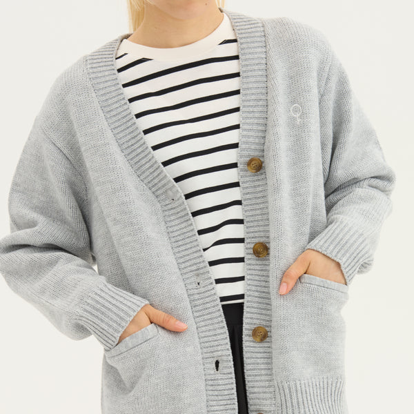 "Q.K." カーディガン アイボリー グレー ネイビー ブラック 刺繍 シンプル ポケット 秋冬 メンズ レディース 制服 通勤 オフィス - QurioStore QurioS