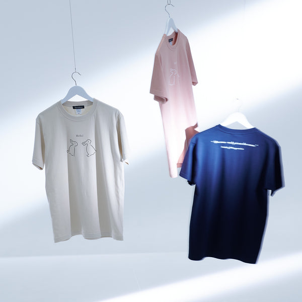 "Same?" Tシャツ ネイビー ライトベージュ ダスティピンク 哲学 多義図形 錯視 ウサギ アヒル - QurioStore QurioS