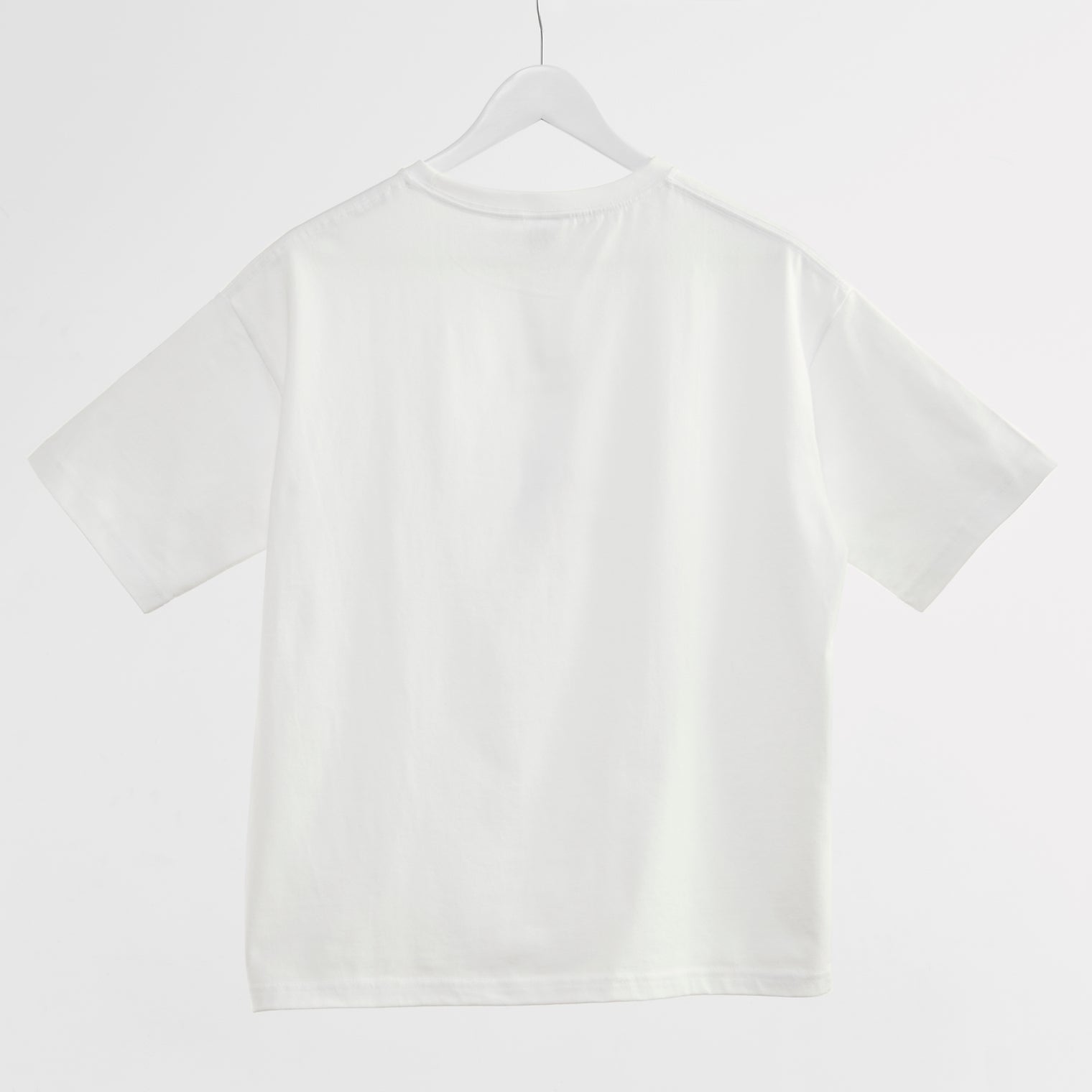 "我読む、ゆえに我あり" Tシャツ ホワイト ネイビー サンドベージュ 哲学 デカルト 方法序説 我思う ゆえに我あり オーバーサイズ 読書 カフェ レディース メンズ 人気 おしゃれ 20代 30代 - QurioStore QurioS