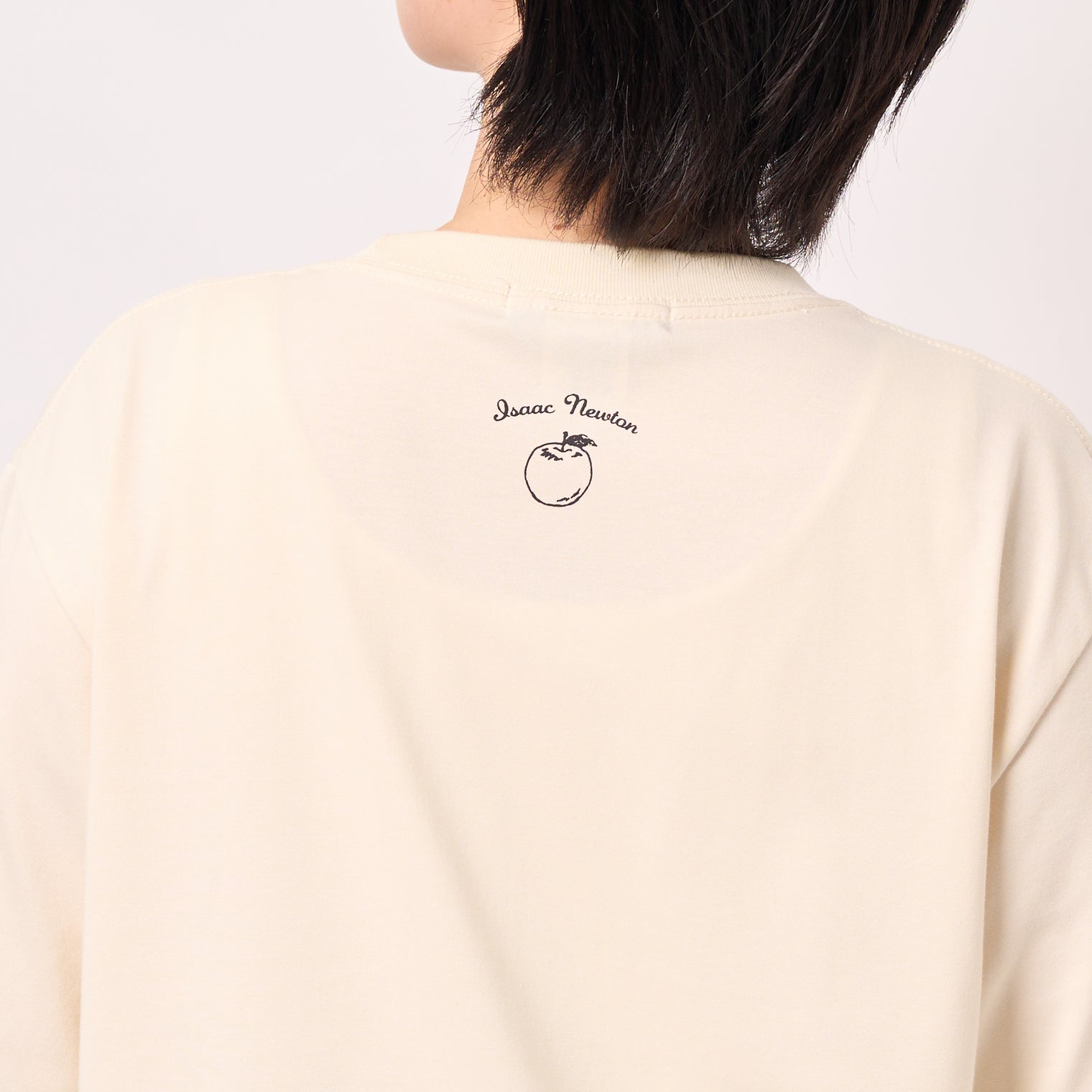 "Discovery" クールタッチTシャツ アイボリー ブラック 物理 物理学 宇宙学 Tシャツ ニュートン ガリレオ りんご 木星 クイズノック グッズ レディース メンズ 人気 おしゃれ 20代 30代 - QurioStore QurioS