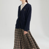 "Q.K." カーディガン アイボリー グレー ネイビー ブラック 刺繍 シンプル ポケット 秋冬 メンズ レディース 制服 通勤 オフィス - QurioStore QurioS