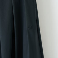 "QurioS" Aラインスカート ネイビー ブラック 刺繍 軽い ウエストゴム - QurioStore QurioS