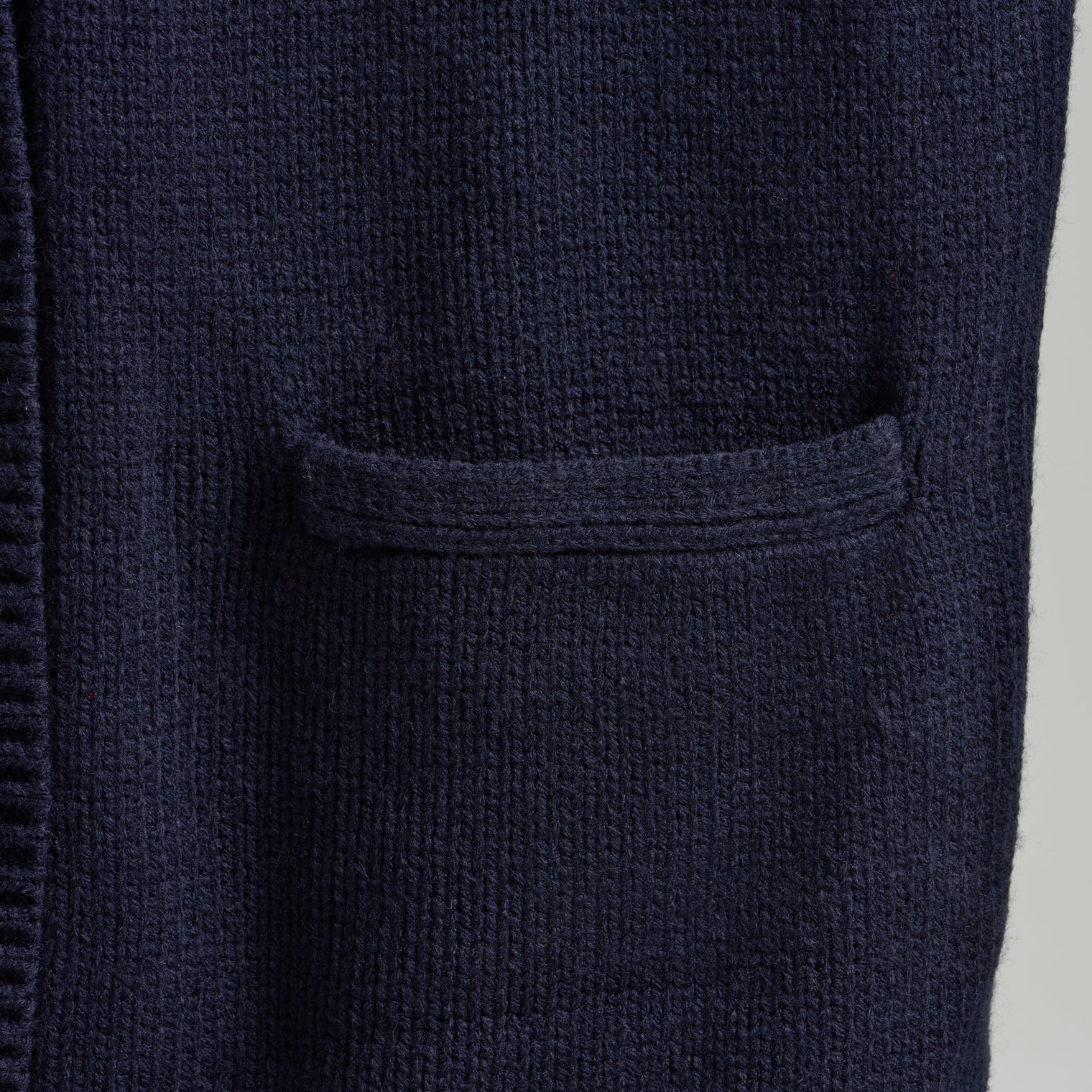 "Q.K." カーディガン アイボリー グレー ネイビー ブラック 刺繍 シンプル ポケット 秋冬 メンズ レディース 制服 通勤 オフィス - QurioStore QurioS