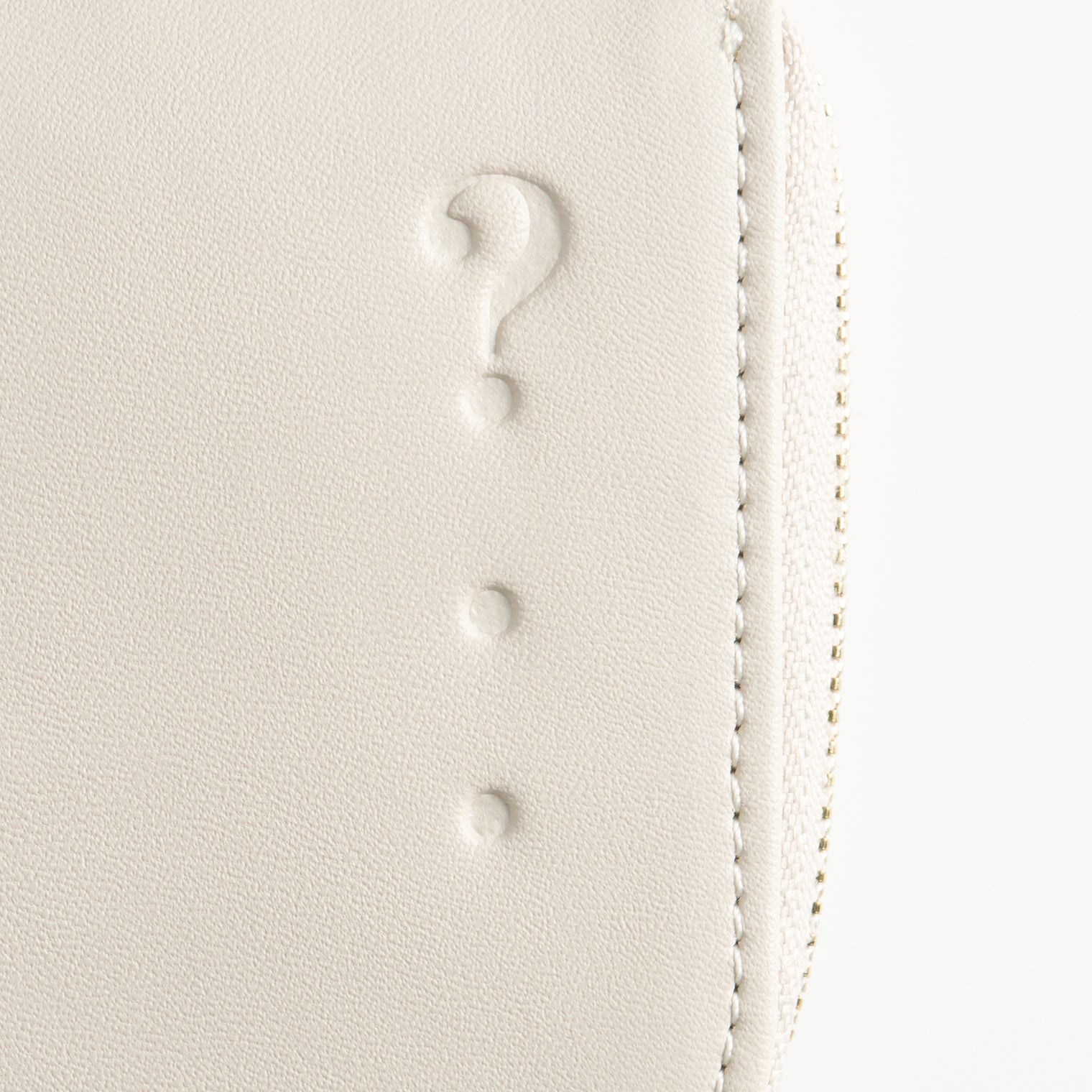 "In the Loop" ミニ財布