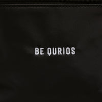 "Be QurioS" リュック