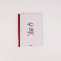 "我読む、ゆえに我あり" ノート レッド 哲学 デカルト 方法序説 メモ帳 手帳 我思う ゆえに我あり 読書 カフェ A5 イラスト 勉強 大学 高校 中学 学校 - QurioStore QurioS