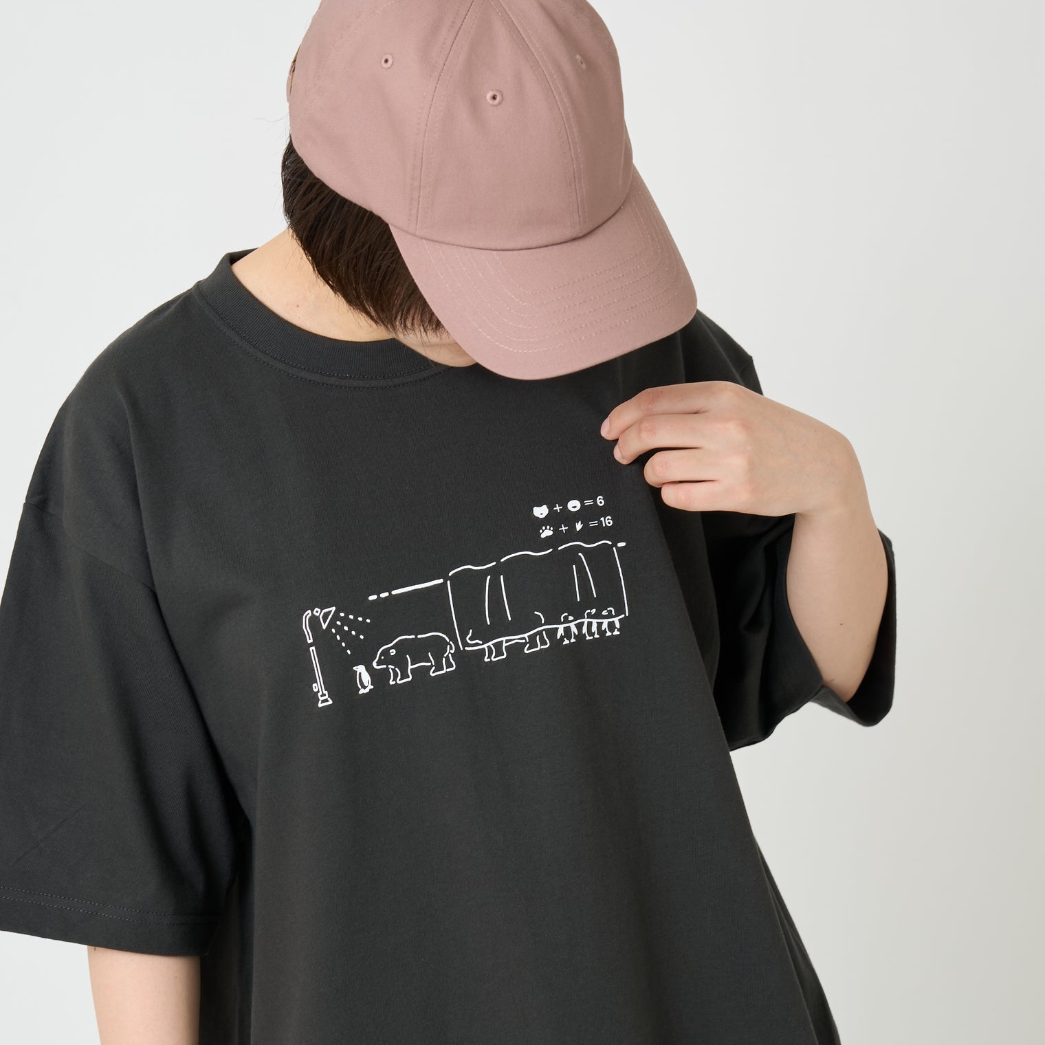 "つるかめ算（代理）" Tシャツ アイボリー ブラック ホワイト 数学 算数 ペンギン シロクマ 動物 レディース メンズ 人気 おしゃれ 20代 30代 - QurioStore QurioS