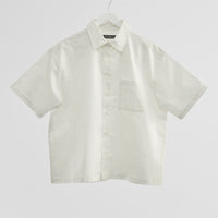 "ミュラー゠リヤー" ストライプシャツ ホワイト 社会学 心理学 錯視 矢羽 - QurioStore QurioS