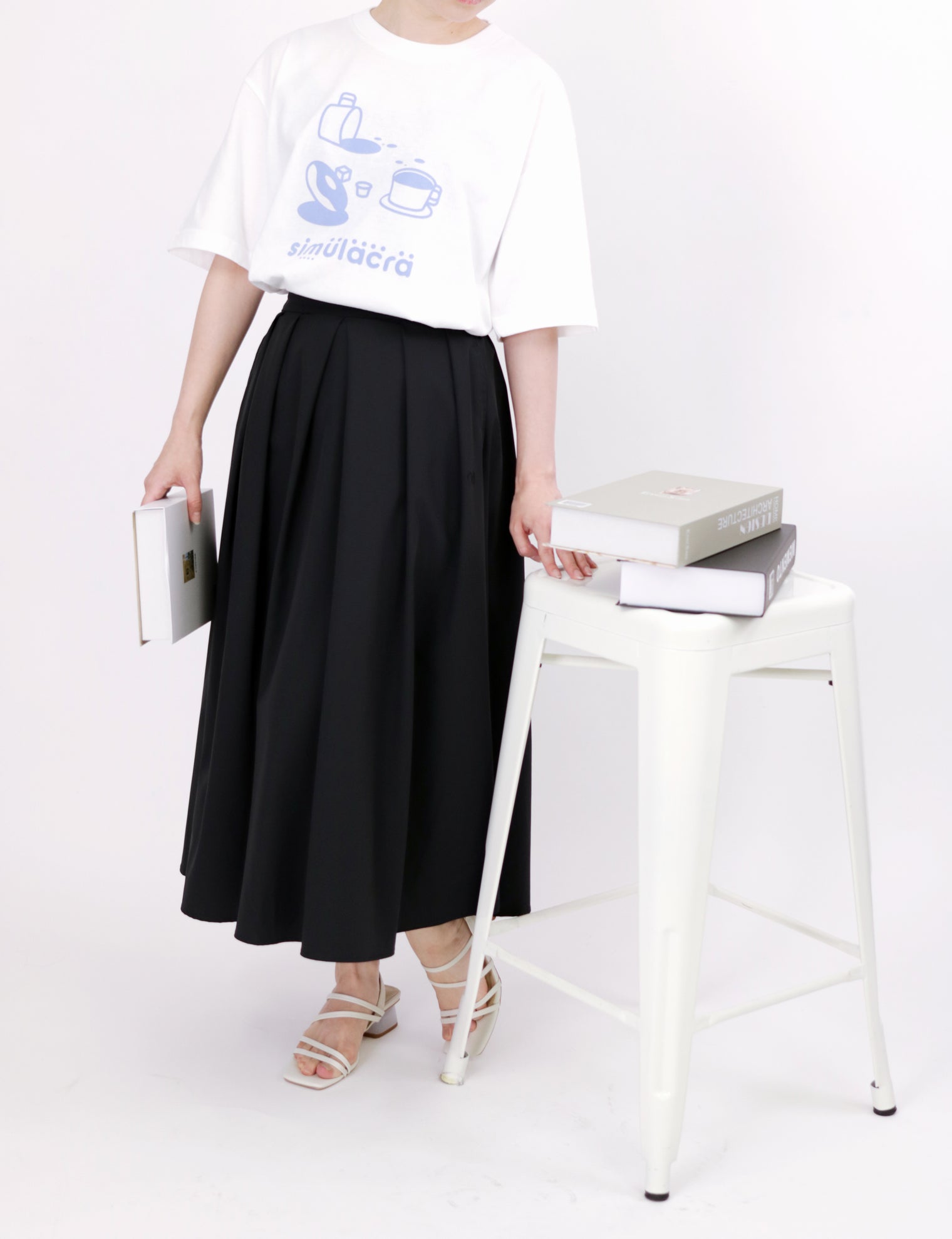 "How many faces?" シミュラクラ現象Tシャツ