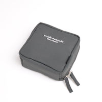 "汝自身を知れ" ポーチ チャコール ブラック 哲学 ソクラテス メイク トラベル 自分の無知を自覚せよ - QurioStore QurioS