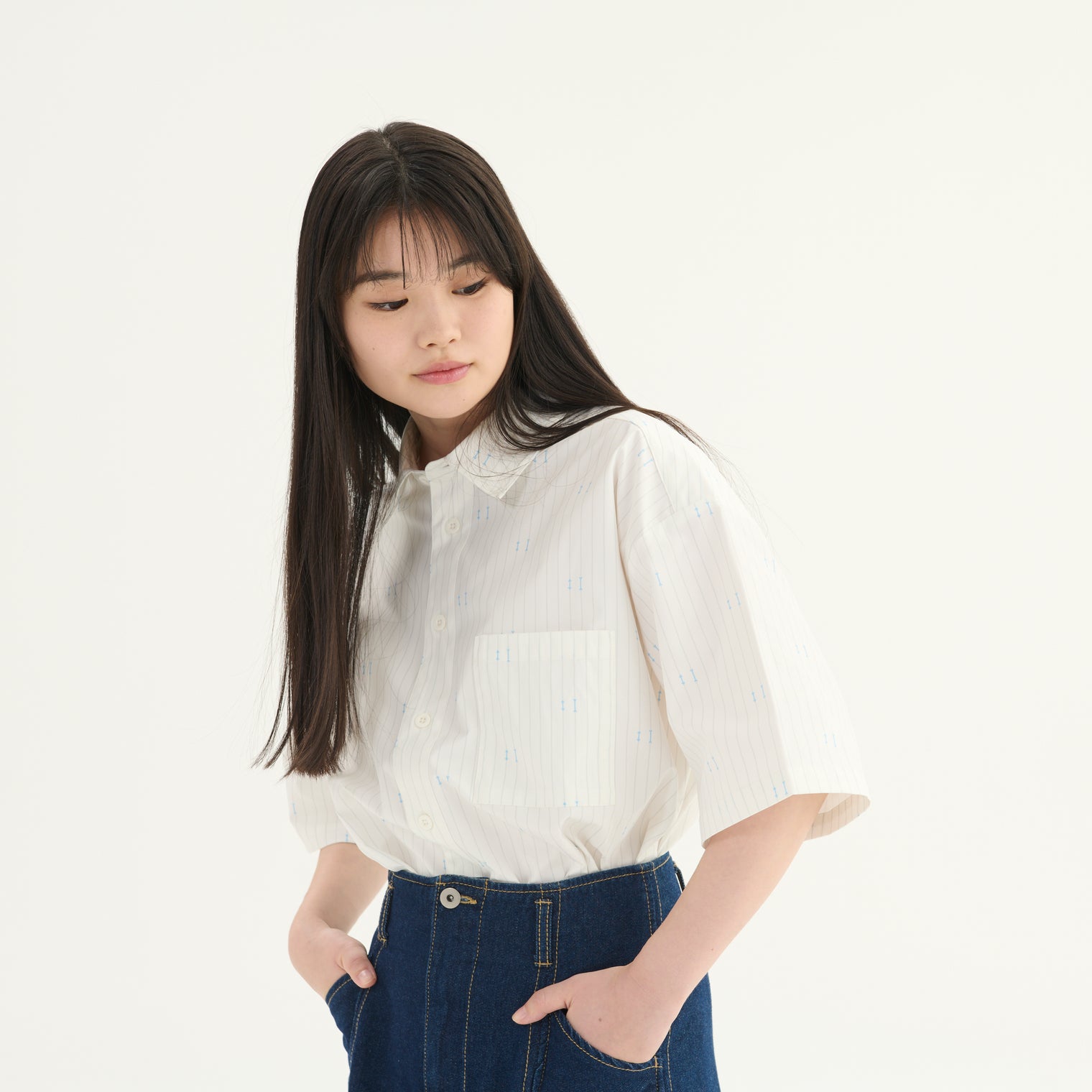 "ミュラー゠リヤー" ストライプシャツ ホワイト 社会学 心理学 錯視 矢羽 - QurioStore QurioS