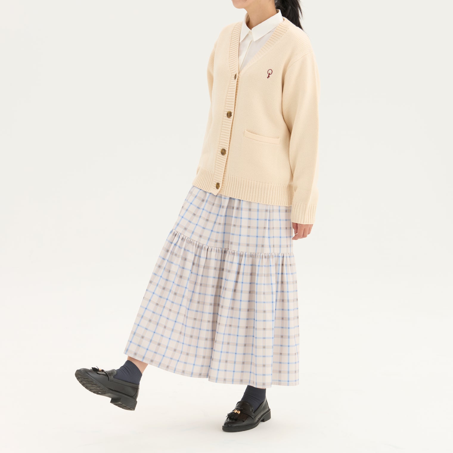 "Q.K." カーディガン アイボリー グレー ネイビー ブラック 刺繍 シンプル ポケット 秋冬 メンズ レディース 制服 通勤 オフィス - QurioStore QurioS