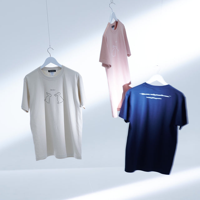 "Same?" Tシャツ ネイビー ライトベージュ ダスティピンク 哲学 多義図形 錯視 ウサギ アヒル - QurioStore QurioS