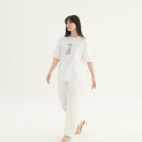 "我読む、ゆえに我あり" Tシャツ ホワイト ネイビー サンドベージュ 哲学 デカルト 方法序説 我思う ゆえに我あり オーバーサイズ 読書 カフェ レディース メンズ 人気 おしゃれ 20代 30代 - QurioStore QurioS