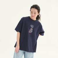 "我読む、ゆえに我あり" Tシャツ ホワイト ネイビー サンドベージュ 哲学 デカルト 方法序説 我思う ゆえに我あり オーバーサイズ 読書 カフェ レディース メンズ 人気 おしゃれ 20代 30代 - QurioStore QurioS