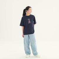 "我読む、ゆえに我あり" Tシャツ ホワイト ネイビー サンドベージュ 哲学 デカルト 方法序説 我思う ゆえに我あり オーバーサイズ 読書 カフェ レディース メンズ 人気 おしゃれ 20代 30代 - QurioStore QurioS