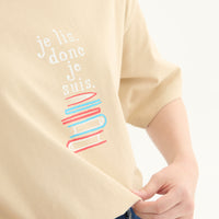 "我読む、ゆえに我あり" Tシャツ ホワイト ネイビー サンドベージュ 哲学 デカルト 方法序説 我思う ゆえに我あり オーバーサイズ 読書 カフェ レディース メンズ 人気 おしゃれ 20代 30代 - QurioStore QurioS