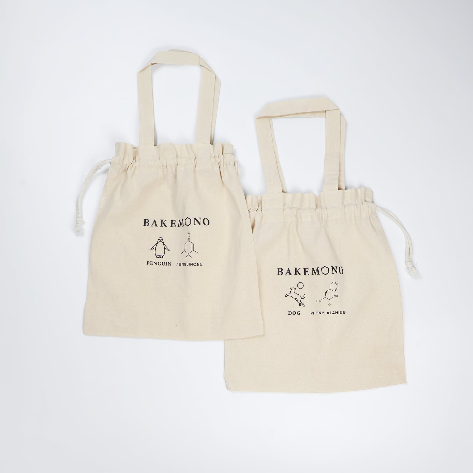 "BAKEMONO" 巾着バッグ ベージュ 化学 構造式 バッグ ペンギン ドッグ 犬 レディース メンズ 人気 おしゃれ 20代 30代 - QurioStore QurioS