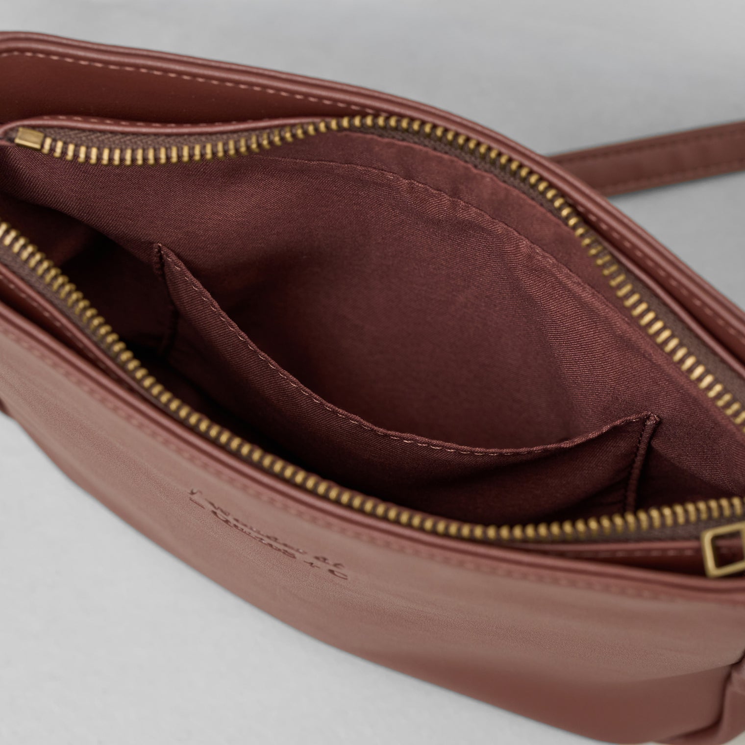 "QurioS" 積分ショルダーバッグ ブラック ブラウン 数学 解析学 ショルダーバッグ 積分 レザー 合皮 カバン レディース メンズ お出かけ 旅行 人気 おしゃれ 20代 30代 - QurioStore QurioS