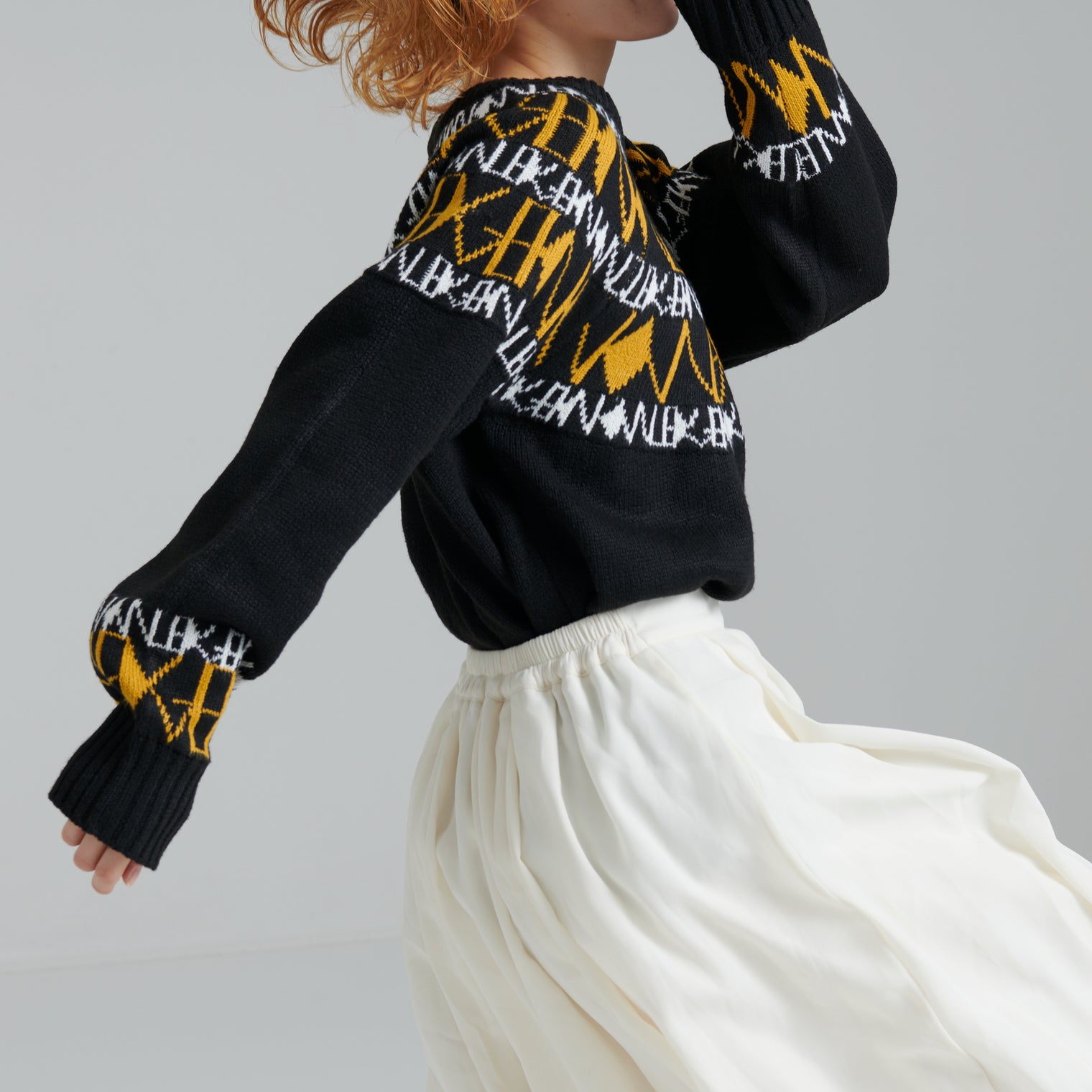 "Knowledge" ニットプルオーバー