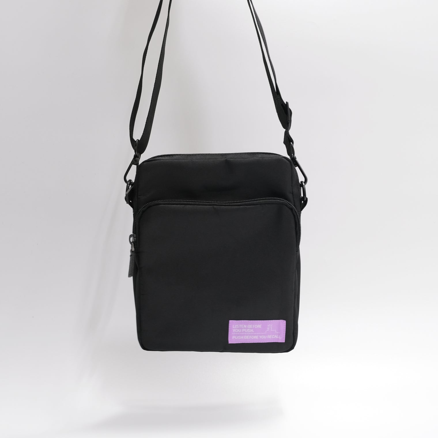 "Push it!" サコッシュ パープル ブラック クイズ 早押し バッグ ショルダー 旅行 収納 ポケット 便利 レディース メンズ カジュアル 軽い オシャレ - QurioStore QurioS