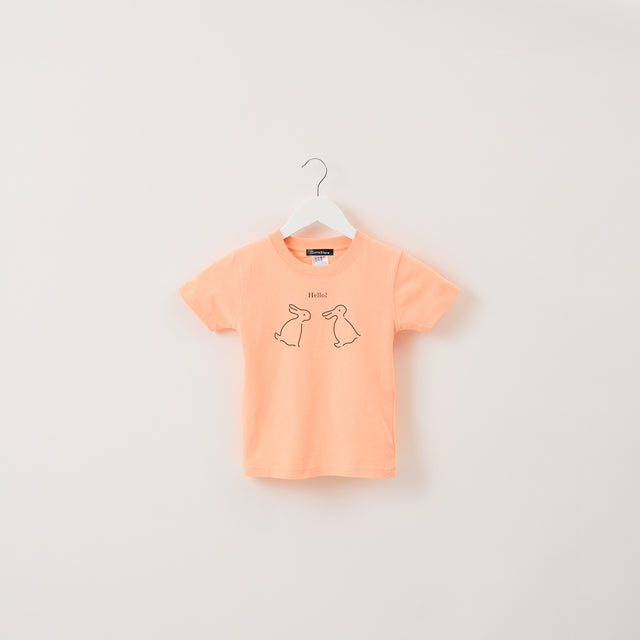 "Same?" Tシャツ【キッズ】 アプリコット オレンジ 心理学 多義図形 Tシャツ ウサギ アヒル クイズノック グッズ キッズ 親子 ファミリー 人気 おしゃれ - QurioStore QurioS Kids